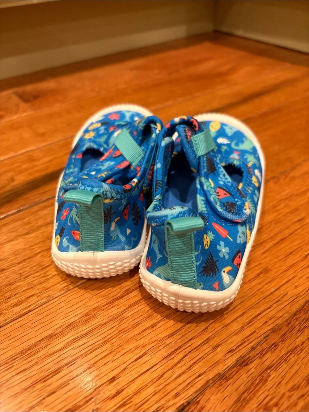 Cat & Jack Blue Ocean-Print Water Shoes with Teal Pull Tabs